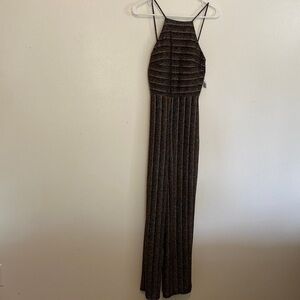 JUMP Apparel back zip black gold strappy stunning metallic jumper NWT sm…